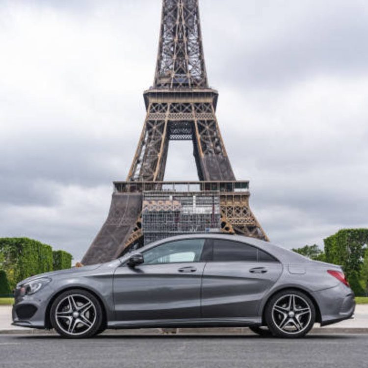 Benz in Paris