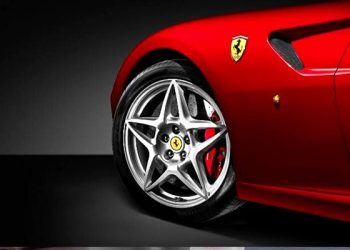 Ferari Luxury car tyre