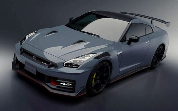 Nissan 2024 GT-R