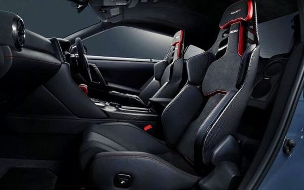Nissan 2024 GT-R