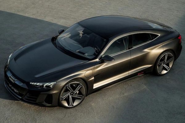 the Audi e-tron GT concept car