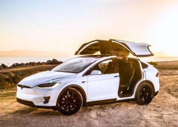 Tesla Model X [Photo Credit WallpaperAccess]