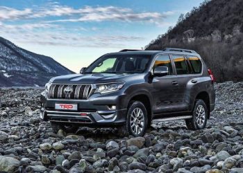 Oyo State Governor gifts Saheed Osupa Toyota Prado SUV worth ₦70M 