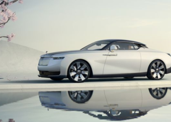 Rolls-Royce Arcadia Droptail, a luxury on wheels