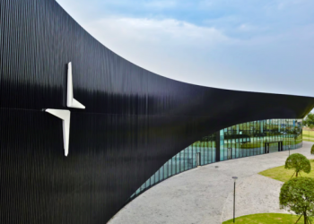 Polestar sees 63% stock decline, revenue dips to $2.38bn in 2023