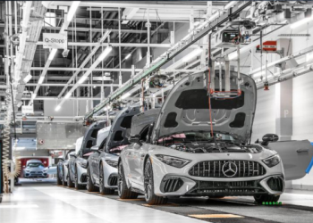 Mercedes-Benz EV battery factory