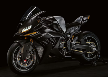 BMW reveals next-gen superbike concept with 230hp and carbon winglets