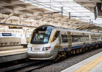 Gautrain cuts fares by 50% to help low-income commuters, boost ridership