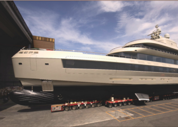Giorgio Armani’s 236-Foot Golden Superyacht