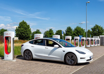 Fuel vs electric: Why the Tesla Model 3 saves drivers over $900 annualy