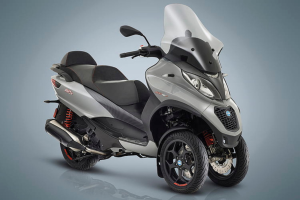 piaggio scooter 