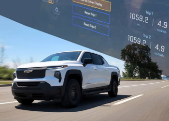 Chevrolet EV Truck Breaks World Record With 1,059-Mile Drive