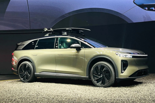 Lucid Gravity all electric SUV