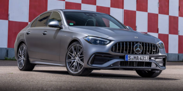 Mercedes Luxury car sales