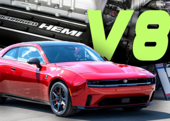 Dodge Charger is set to reintroduce the HEMI V8 engine