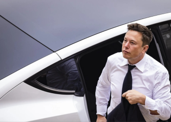 How Tesla paid $0 in US tax, saved $400m offshore
