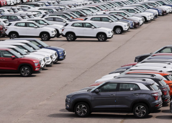 War in the Middle East threatens to break India’s record car boom